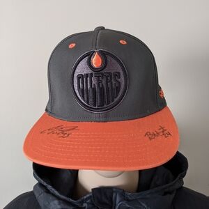 Edmonton Oilers 7 Players Autograph  2015-16 Season Ball Cap